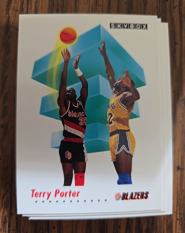 1991 Skybox #240 Terry Porter — front