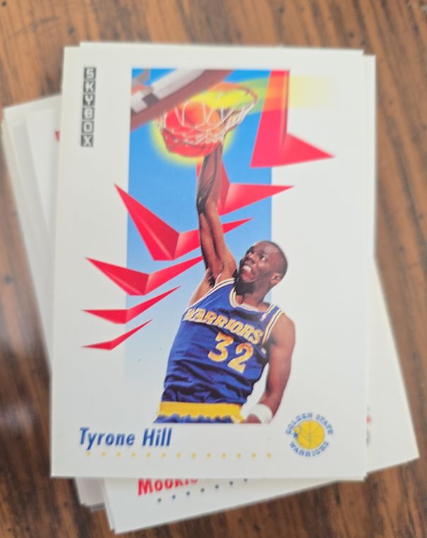 1991 Skybox #92 Tyrone Hill — front