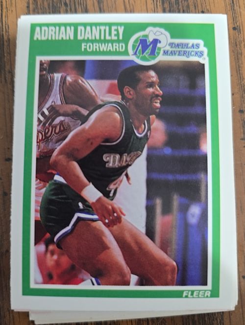 1989 Fleer #33 Adrian Dantley — front