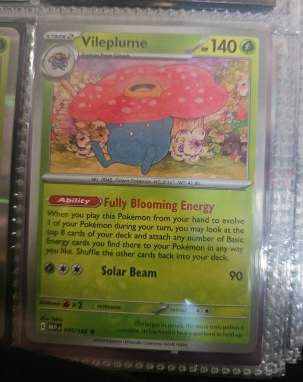 Pokemon Scarlet & Violet 151 #45 Vileplume — front
