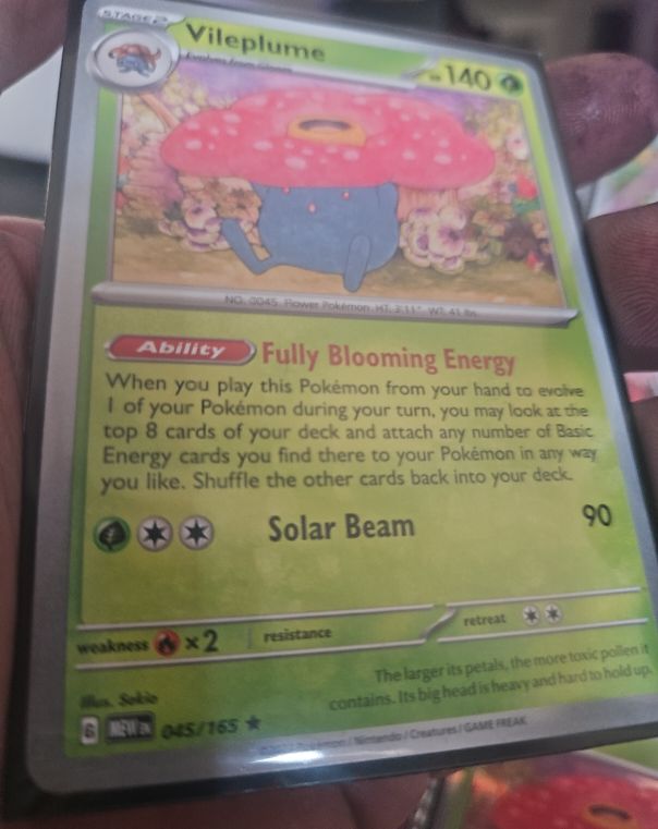 Pokemon Scarlet & Violet 151 #45 Vileplume — front