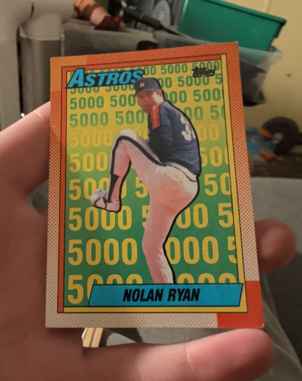 1990 Topps #4 Nolan Ryan — front