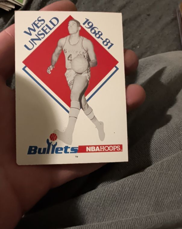 1990 Hoops #344 Wes Unseld — front