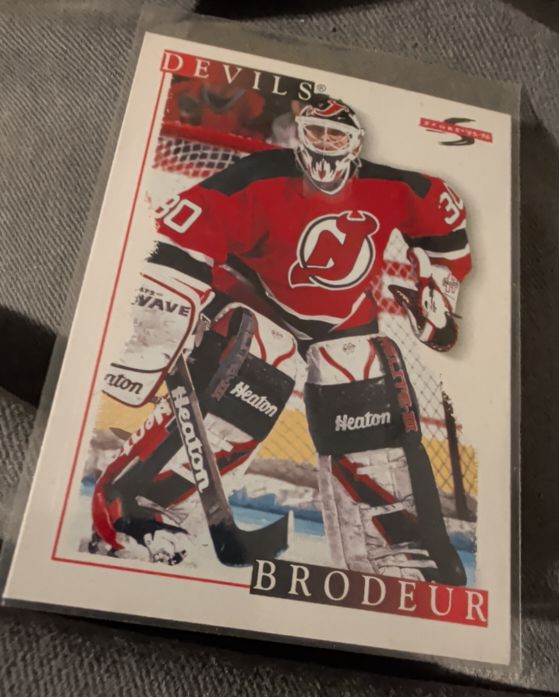 1995 Score #25 Martin Brodeur — front