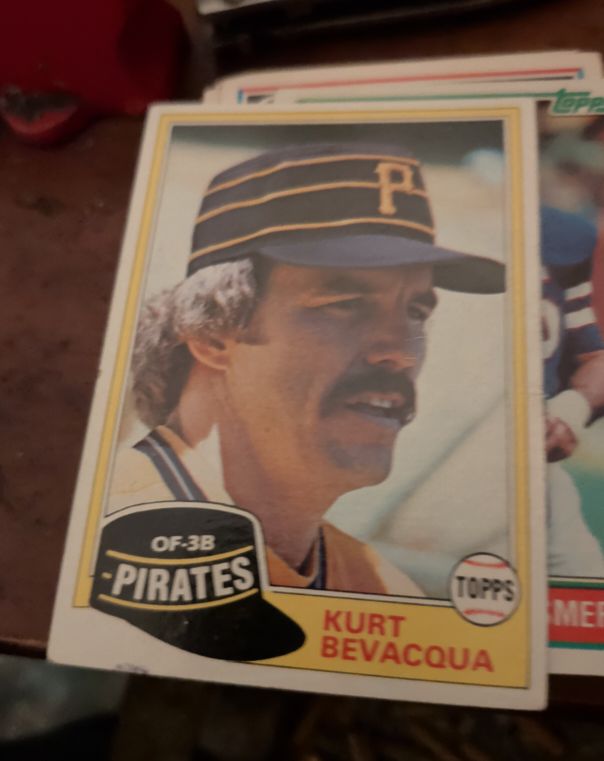 1981 Topps #118 Kurt Bevacqua — front
