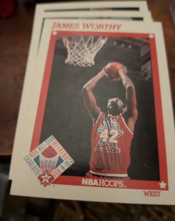 1991 Hoops #272 James Worthy — front