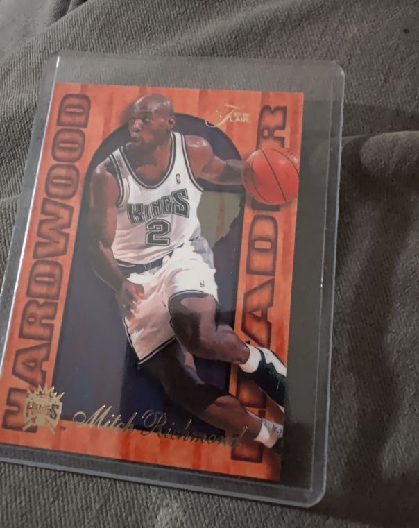 1995 Fleer Flair Hardwood Leaders #23 Mitch Richmond — front