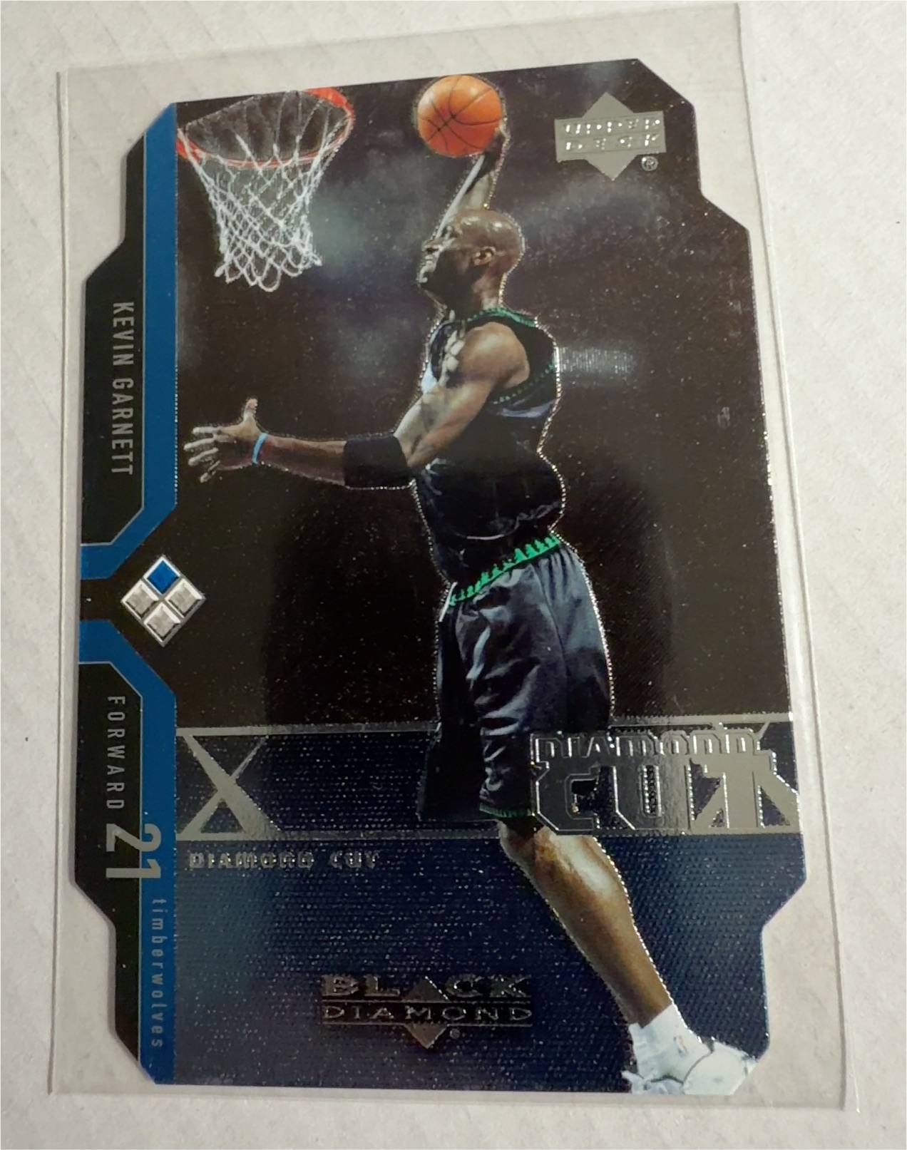 1998 Upper Deck Black Diamond #57 Kevin Garnett — front
