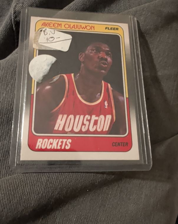 1988 Fleer #53 Akeem Olajuwon — front