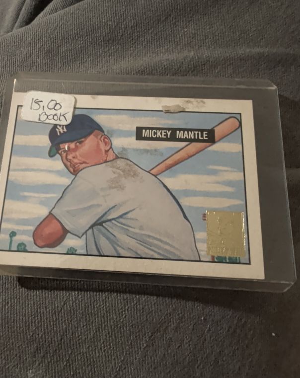 1996 Topps Mickey Mantle Commemorative Reprint #1 Mickey Mantle — front