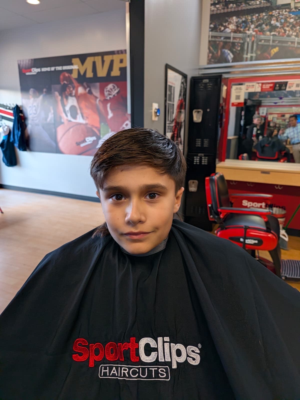Sport Clips Haircut Cape — front