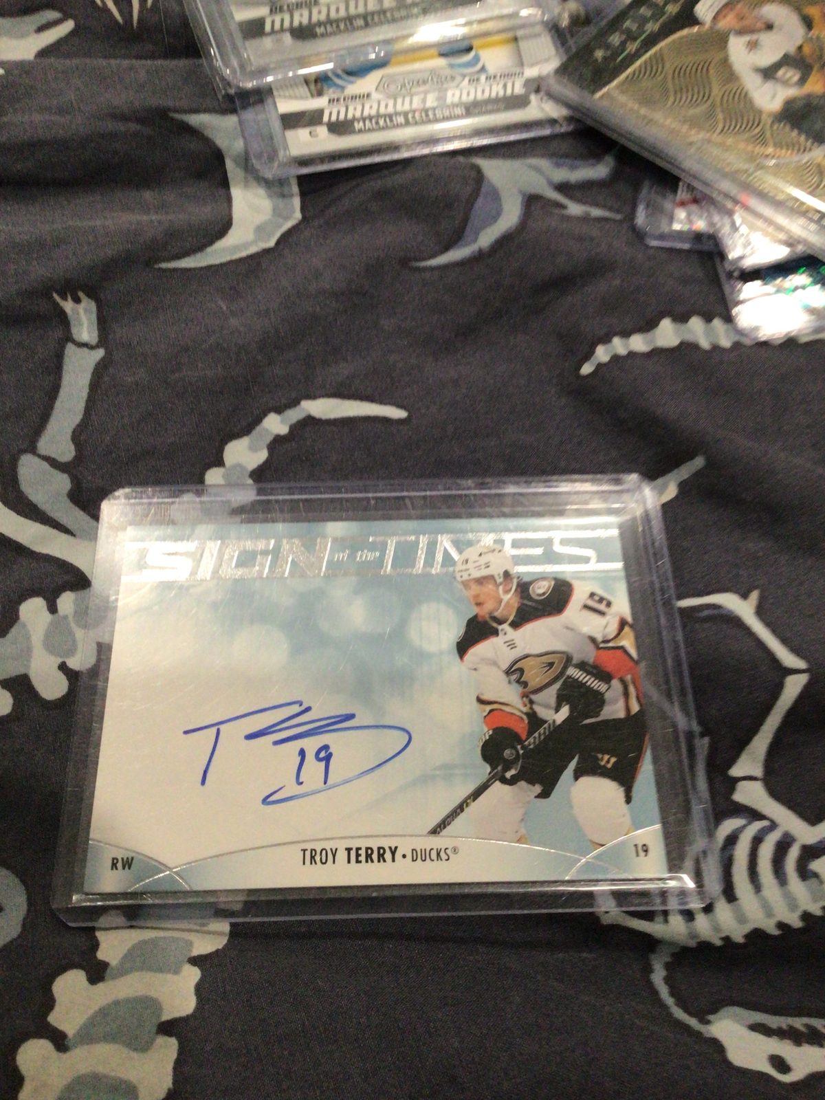 2023 SP Authentic Sign of the Times #SOTT-TE Troy Terry — front