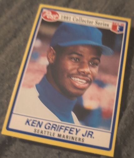 1991 Post Cereal #11 Ken Griffey Jr. — front