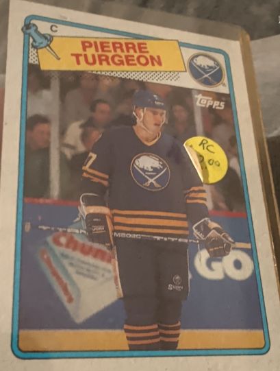 1988 Topps #194 Pierre Turgeon — front