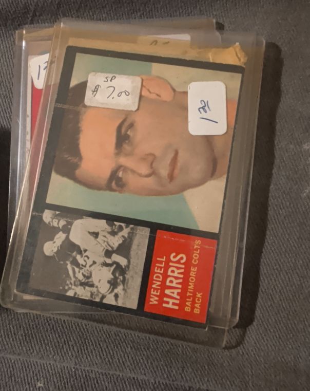1962 Topps #11 Wendell Harris — front