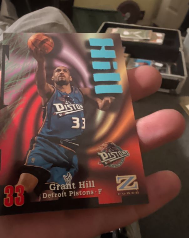 1997 Skybox Z Force #33 Grant Hill — front
