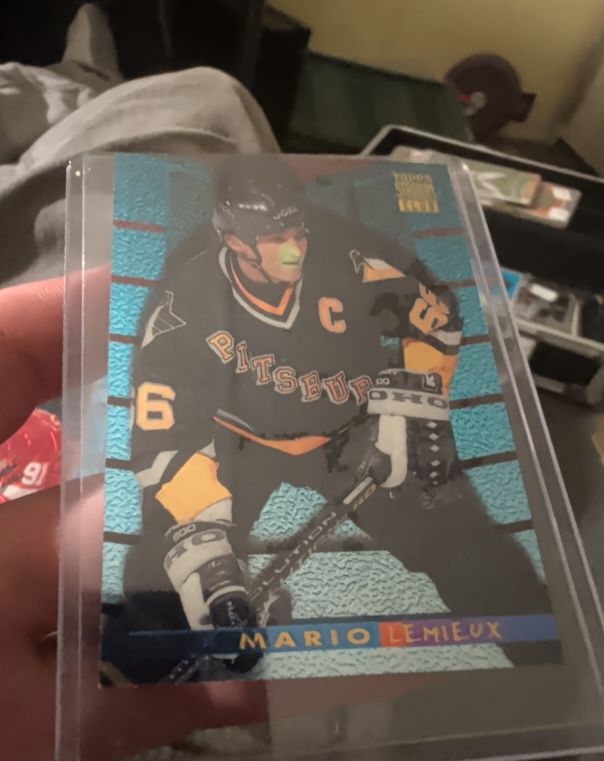 1994 Stadium Club Finest #1 Mario Lemieux — front