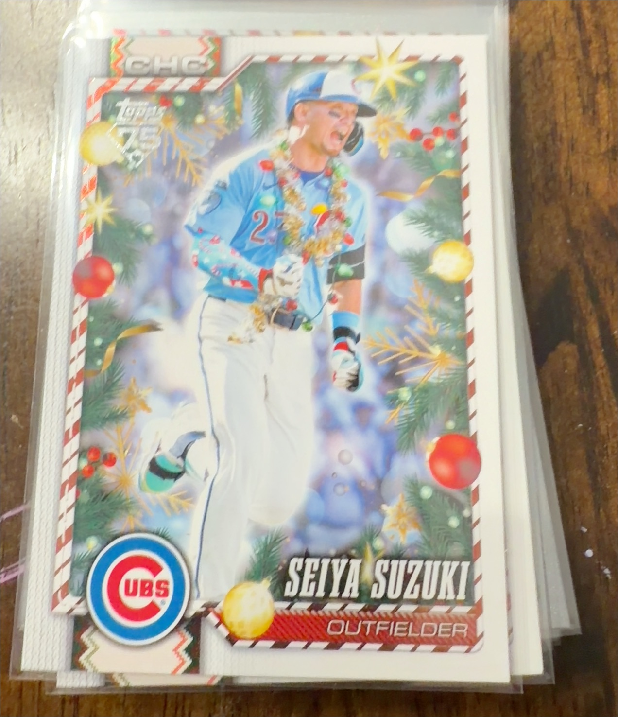 2026 Topps Holiday #H17 Seiya Suzuki — front