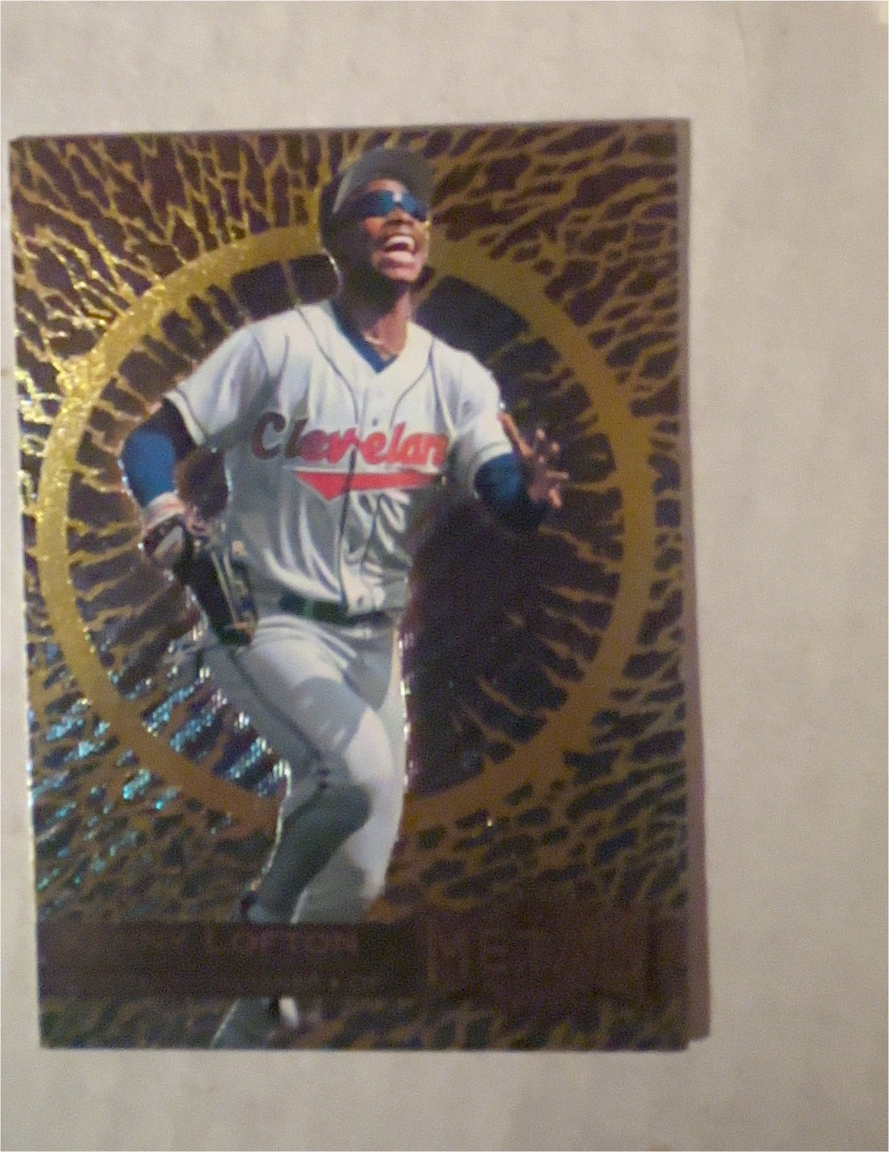 1996 Metal Universe #46 Kenny Lofton — front