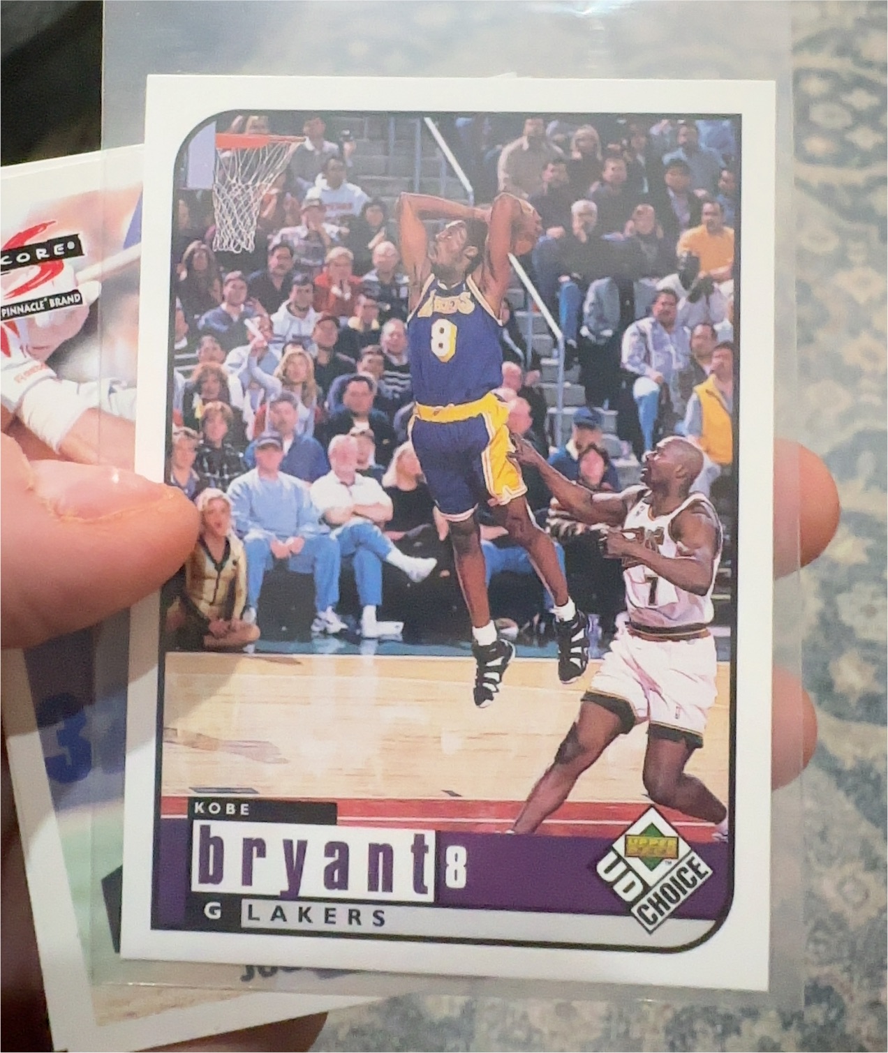 1998 UD Choice #69 Kobe Bryant — front