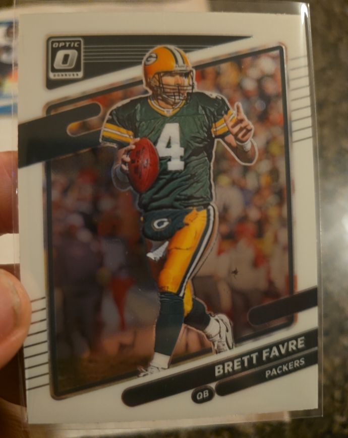 2021 Panini Donruss Optic #93 Brett Favre — front
