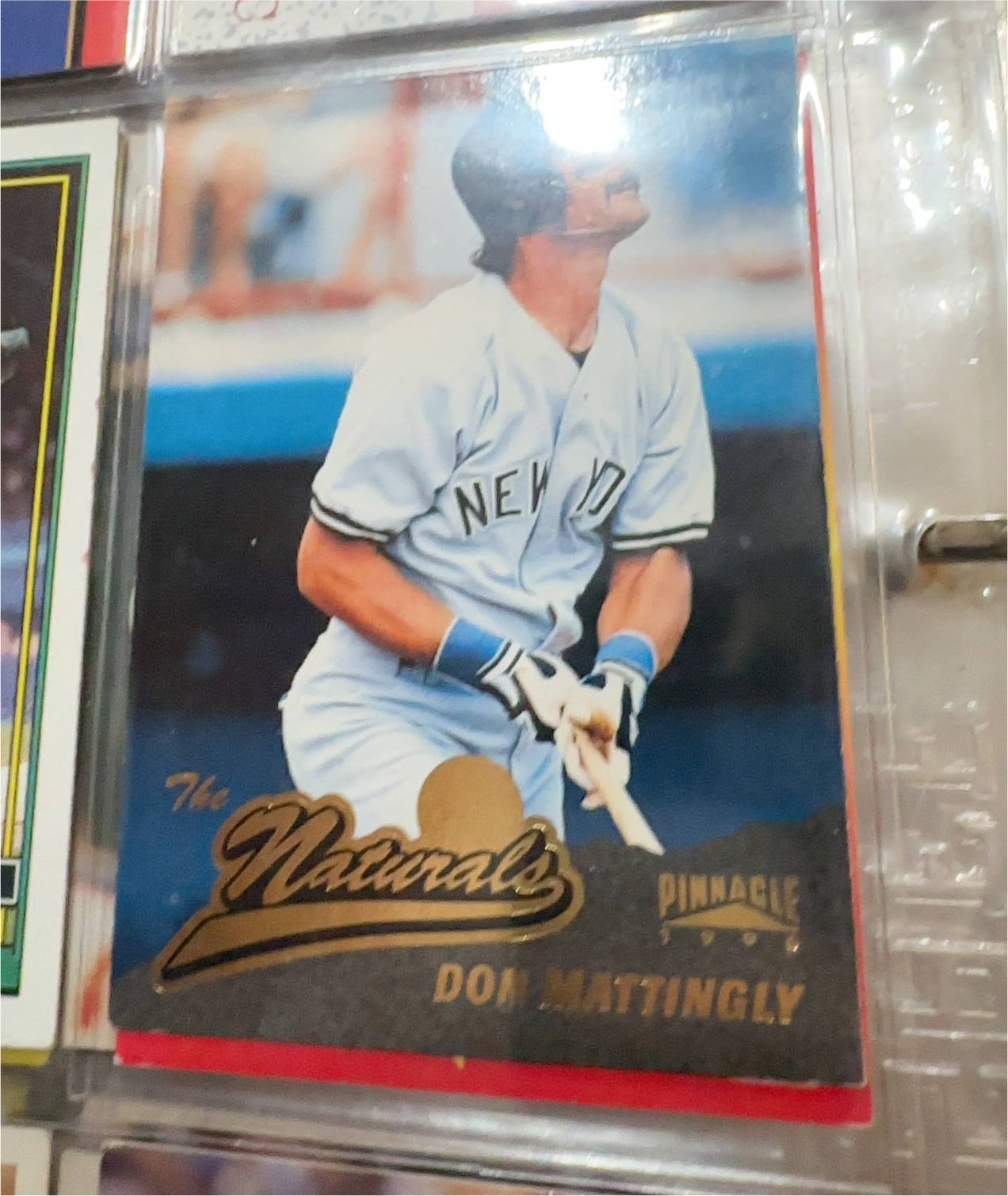 1994 Pinnacle #23 Don Mattingly — front