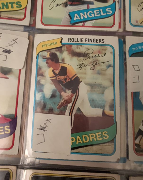 1980 Topps #34 Rollie Fingers — front