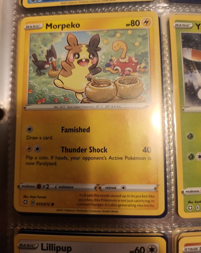 Pokemon Shining Fates #35 Morpeko — front
