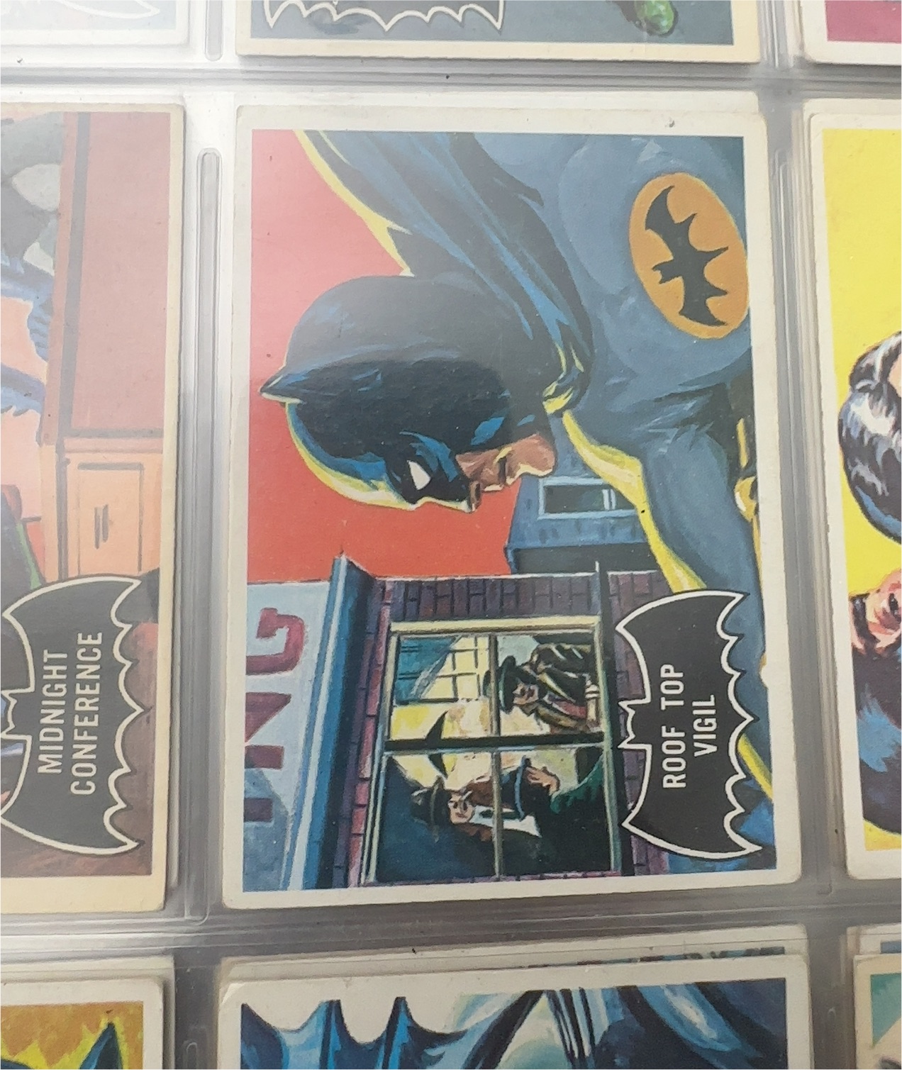 1966 Topps Batman Black Bat #5 Roof Top Vigil — front
