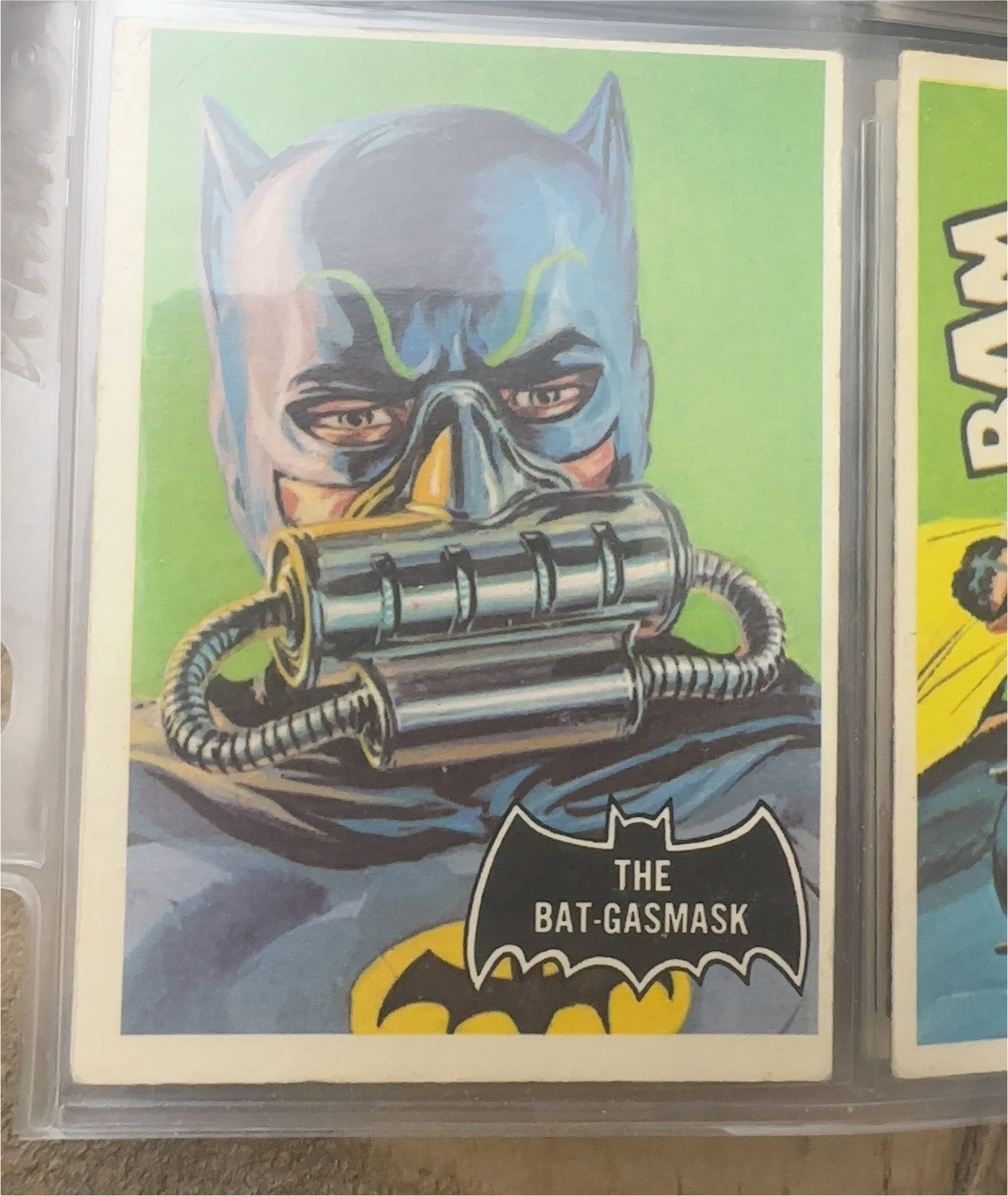 1966 Topps Batman Black Bat #43 The Bat-Gasmask — front