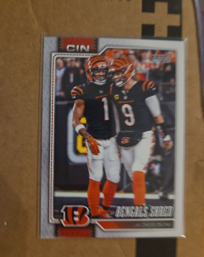 2026 Topps Flagship #293 Bengals Shred Joe Burrow Ja'Marr Chase — front