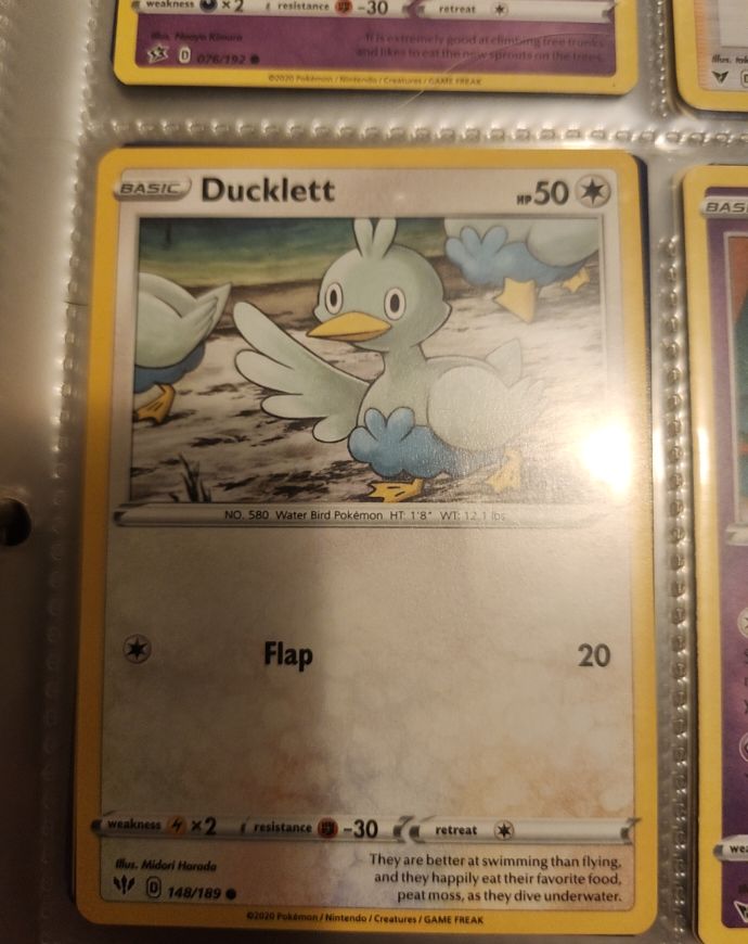 Pokemon Darkness Ablaze #148 Ducklett — front