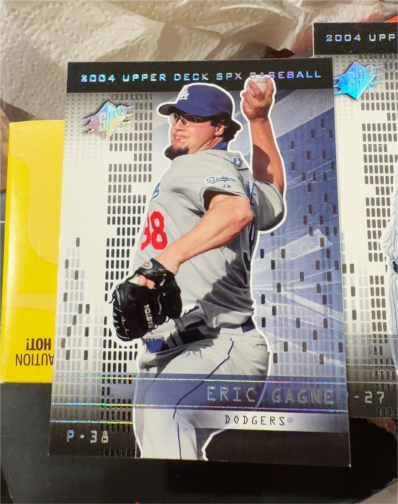 2004 Spx #4 Eric Gagne — front
