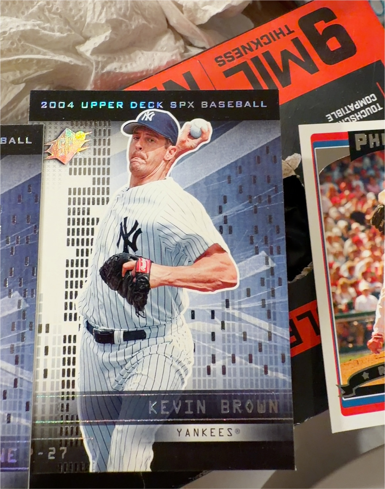 2004 Spx #8 Kevin Brown — front