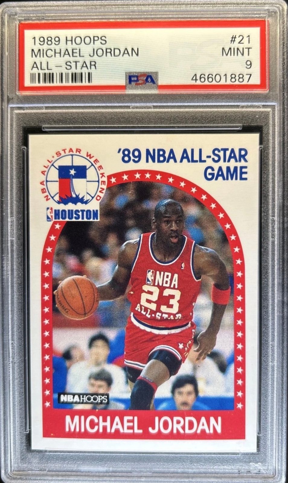 1989 Hoops #21 Michael Jordan — front