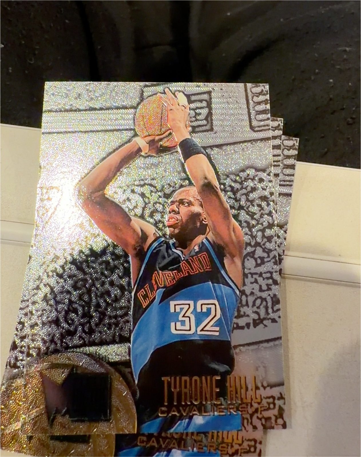 1995 Metal #17 Tyrone Hill — front
