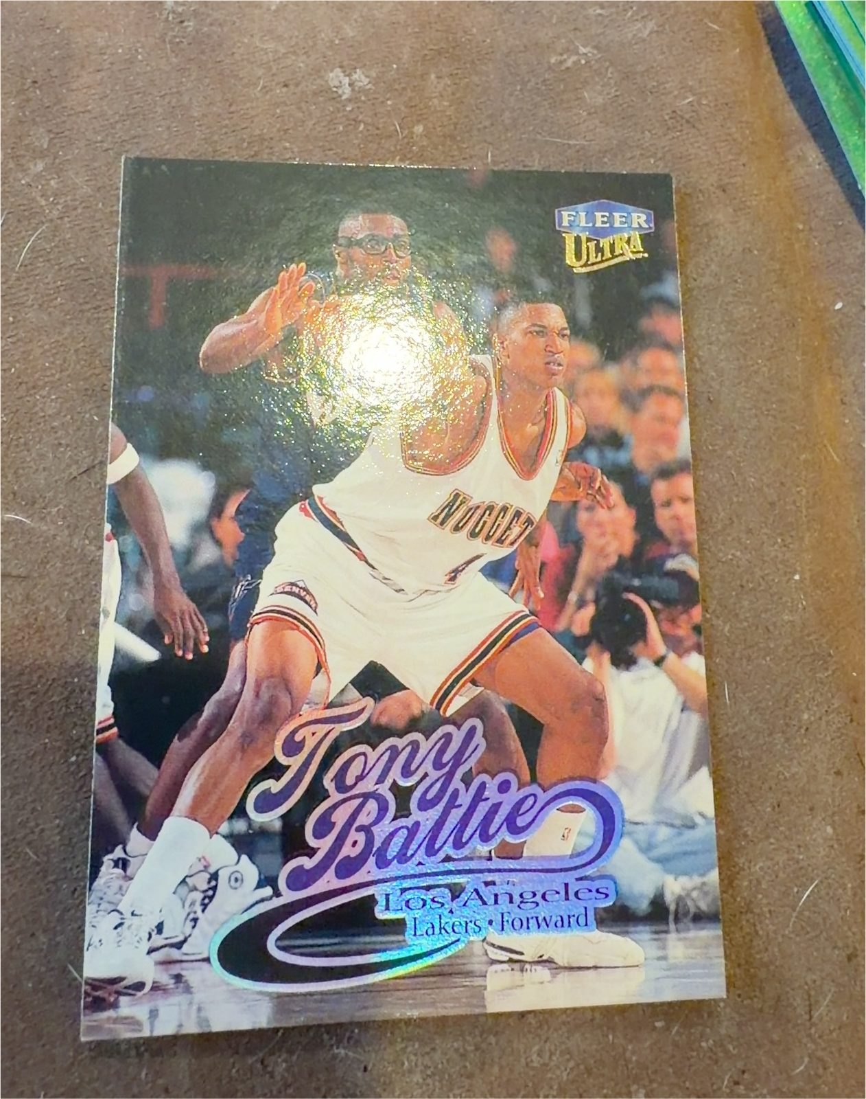 1998 Ultra #69 Tony Battie — front
